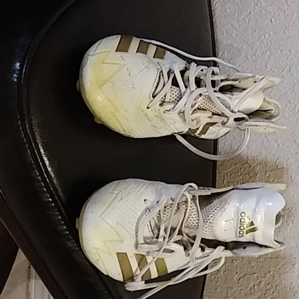 Used Addidas Mens Cleats